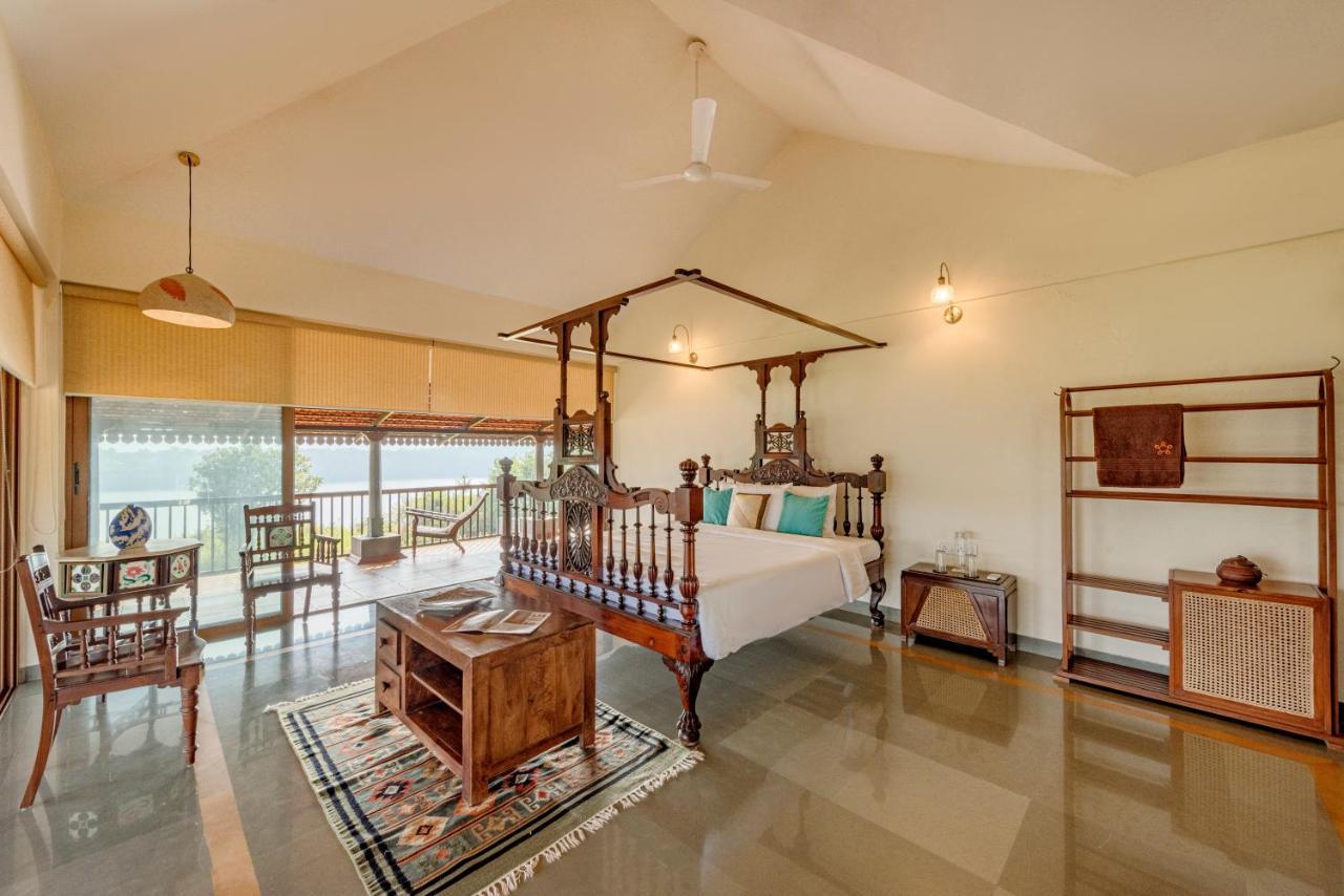 Saffronstays Anantham, Kamshet - Pet-Friendly Lakefront Villa With A Huge Verandah Nethersole Dam Extérieur photo