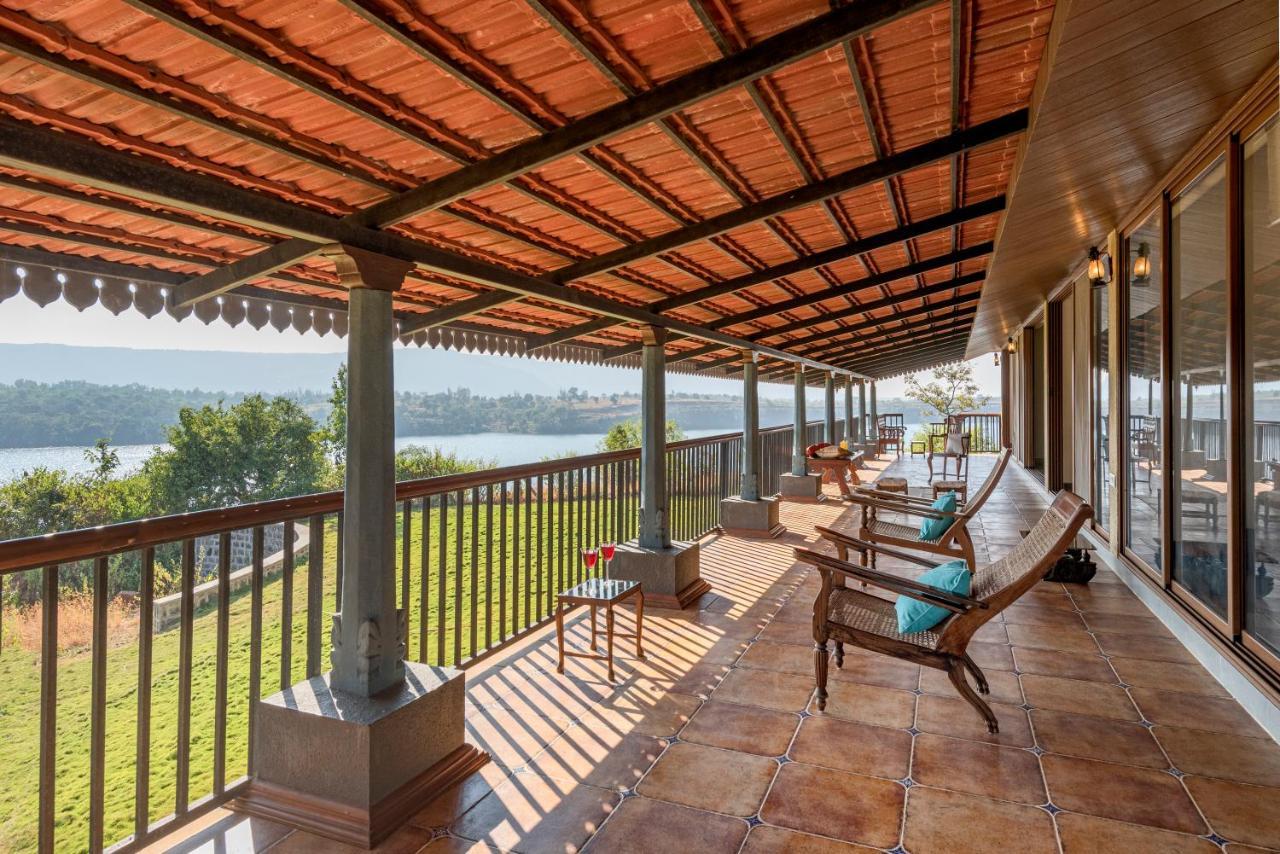 Saffronstays Anantham, Kamshet - Pet-Friendly Lakefront Villa With A Huge Verandah Nethersole Dam Extérieur photo