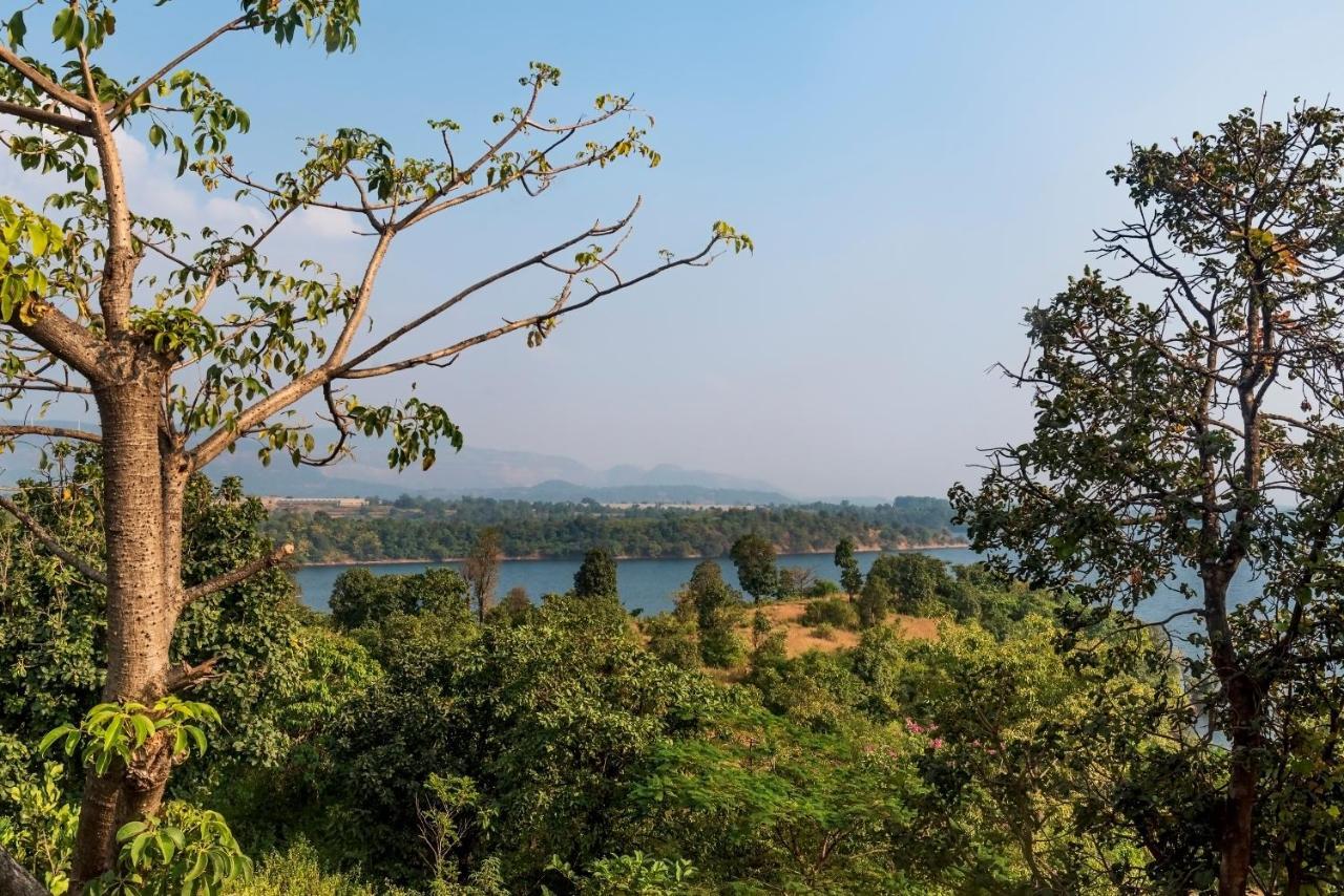 Saffronstays Anantham, Kamshet - Pet-Friendly Lakefront Villa With A Huge Verandah Nethersole Dam Extérieur photo